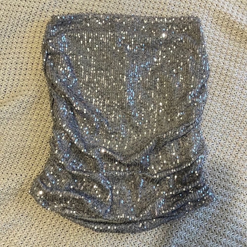 Grey and silver sequins mini skirt - Picture 1 of 3